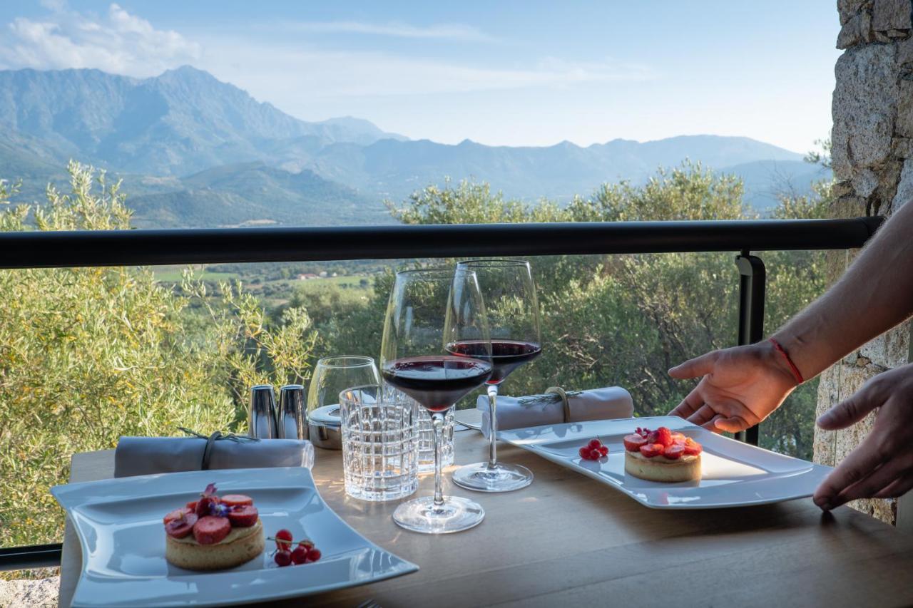 Hotel A Piattatella 몽티셀로 외부 사진